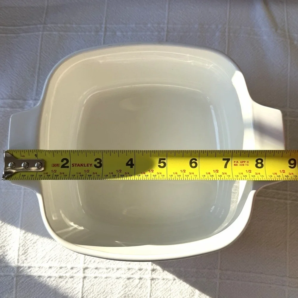 Vintage Corning Ware Shadow Iris casserole dish 1.5 L A-1 1/2 -B